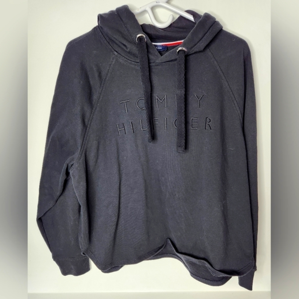 TOMMY HILFIGER black hoodie Size Medium